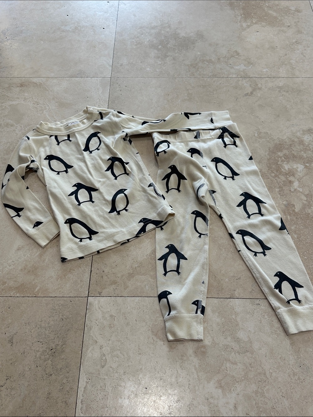 Hanna Andersson Cream and Black Penguin Pajama Set